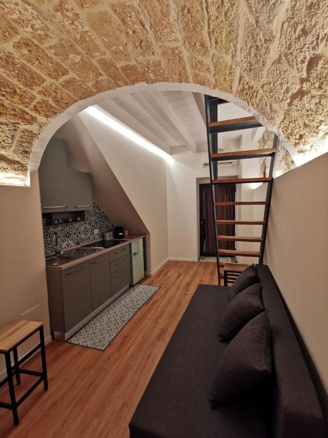 Corte San Triggiano 13 Citta Vecchia, 巴里 外观 照片