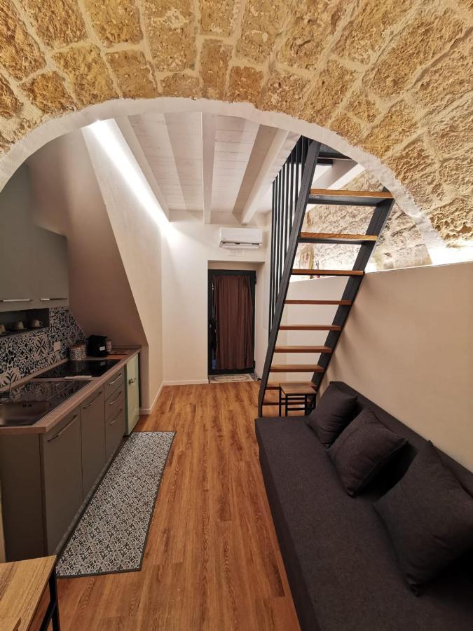 Corte San Triggiano 13 Citta Vecchia, 巴里 外观 照片